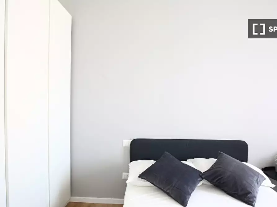 Immagine 5 di Camera condivisa in affitto  in Via Benjamin Constant a Milano