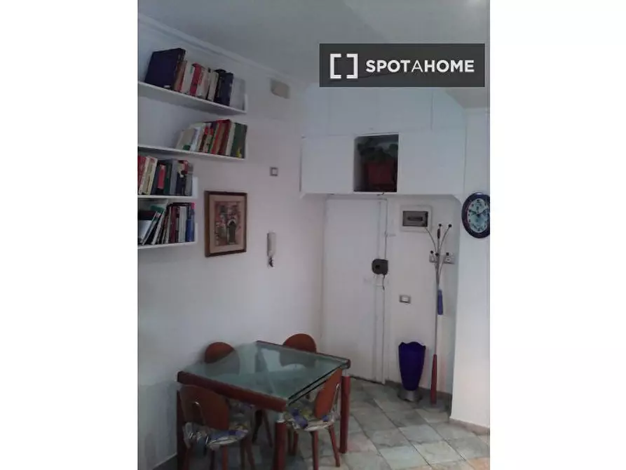 Immagine 9 di Appartamento in affitto  in Via Volterra a Roma