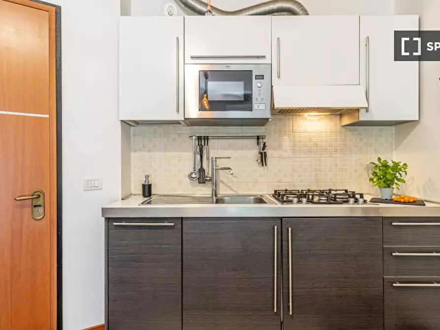 Immagine 9 di Ufficio in affitto  in Via Conte Rosso a Milano