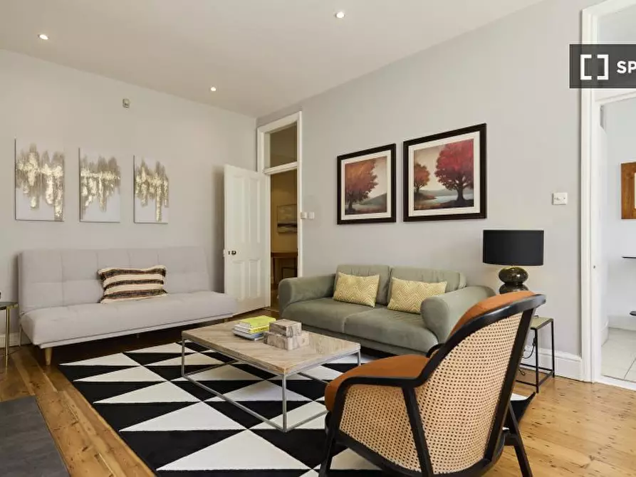 Immagine 10 di Appartamento in affitto  in Sinclair Rd a Hammersmith