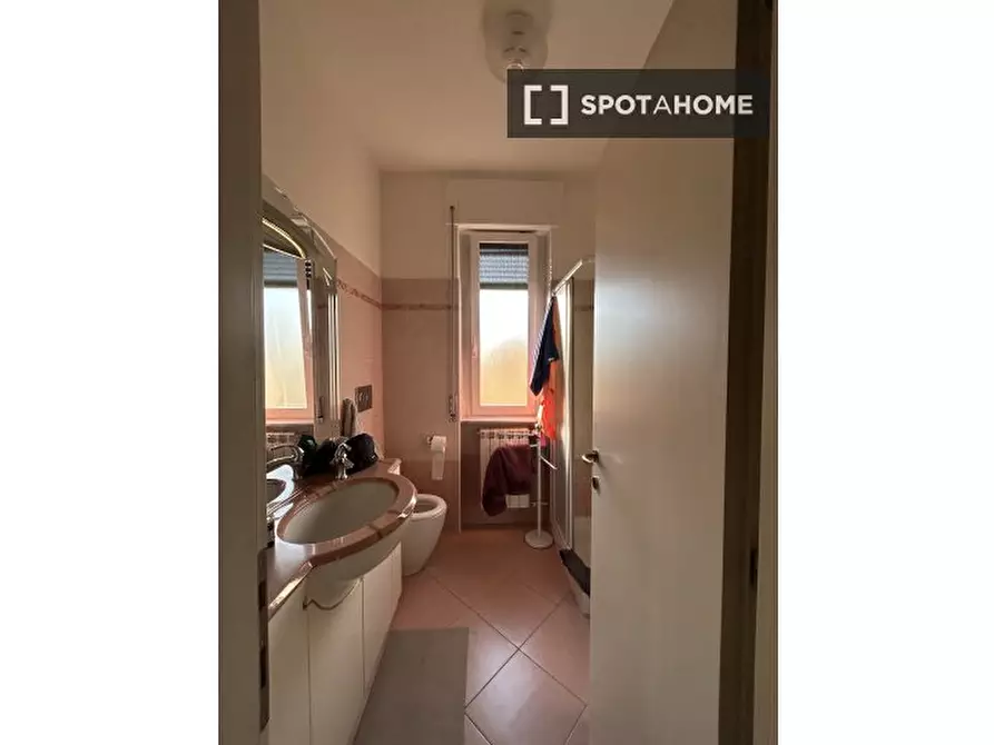 Immagine 4 di Camera condivisa in affitto  in Via Salvatore Pianell a Milano