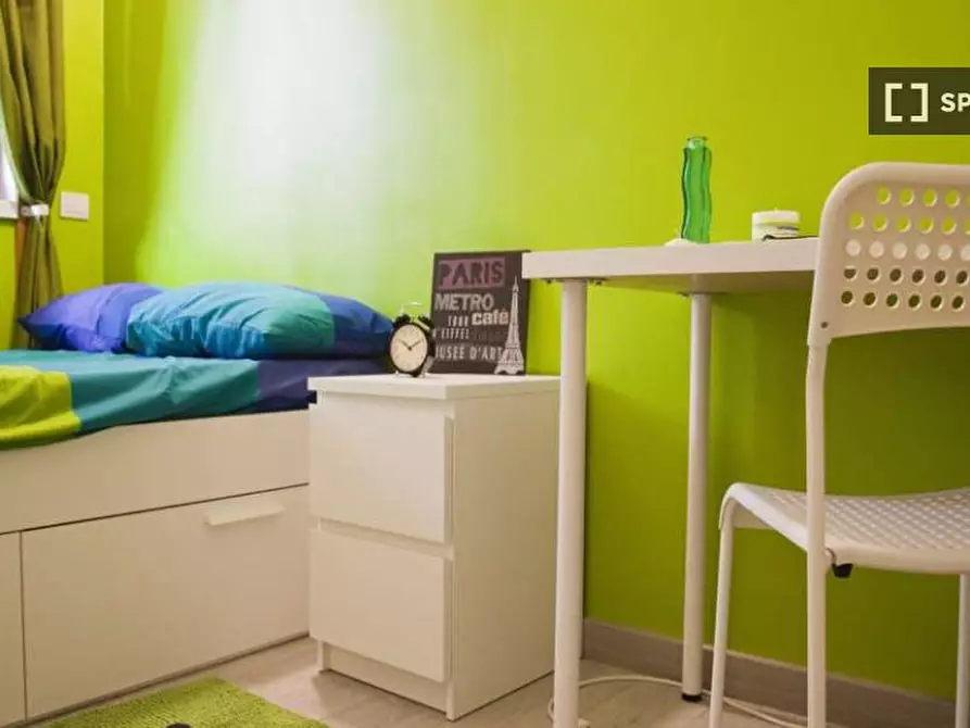 Immagine 3 di Camera condivisa in affitto  in Via Conca del Naviglio a Milano