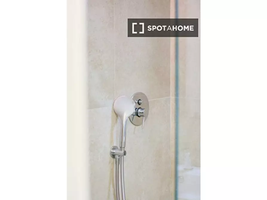 Immagine 14 di Appartamento in affitto  in Via Ciro Menotti a Milano