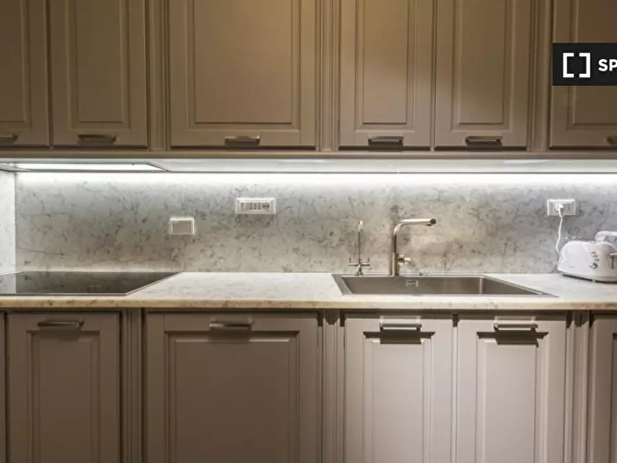 Immagine 9 di Appartamento in affitto  in Via della Vigna Nuova a Firenze