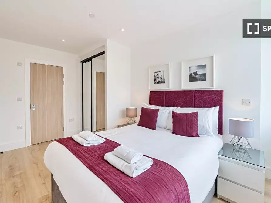 Immagine 4 di Appartamento in affitto  in -48 Pyrcroft Rd a 