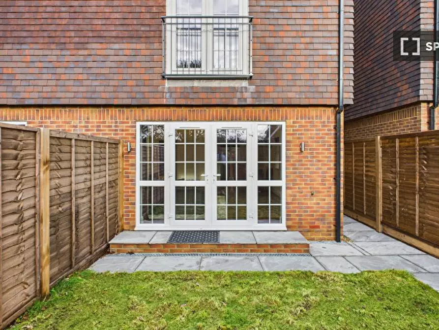 Immagine 10 di Appartamento in affitto  in Purley Downs Rd a Croydon