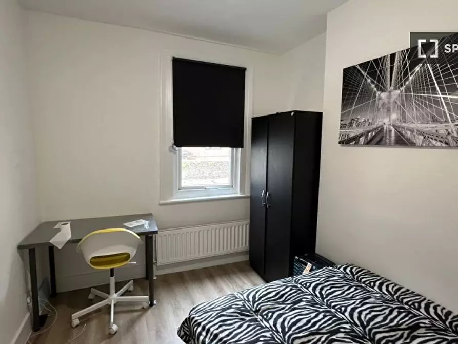 Immagine 3 di Camera condivisa in affitto  in Moffat Rd a Wandsworth
