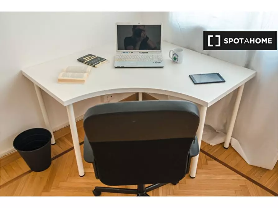 Immagine 3 di Camera condivisa in affitto  in Via Sant'Agostino a Torino