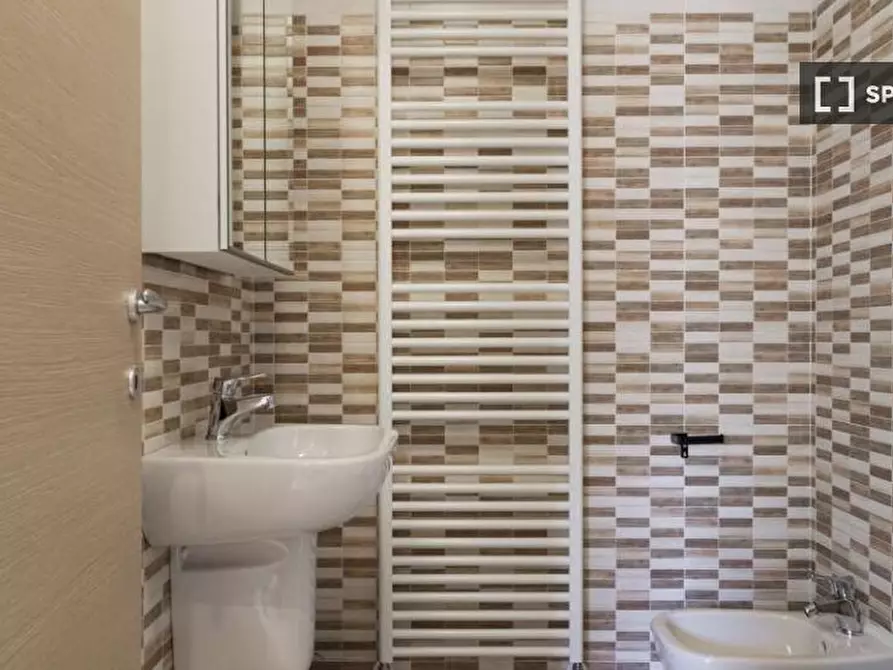 Immagine 4 di Appartamento in affitto  in Via Gardone a Milano