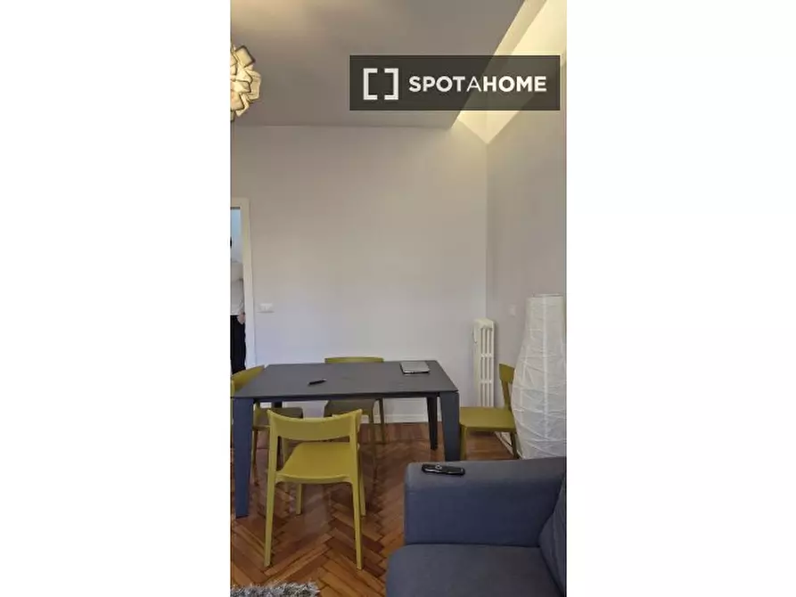 Immagine 7 di Camera condivisa in affitto  in Via Giosuè Borsi a Roma