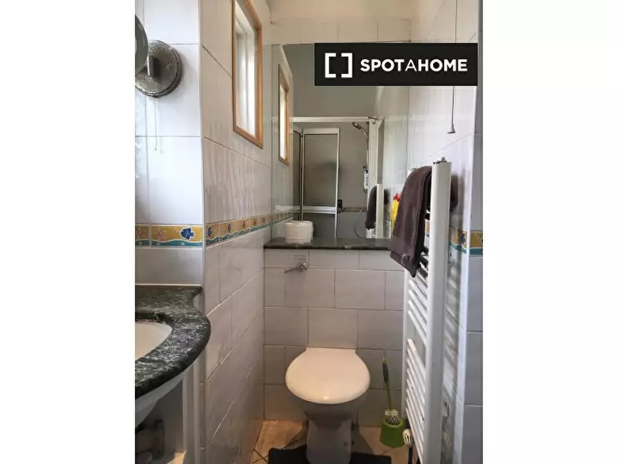 Immagine 5 di Camera condivisa in affitto  in Mafeking Ave a East Ham