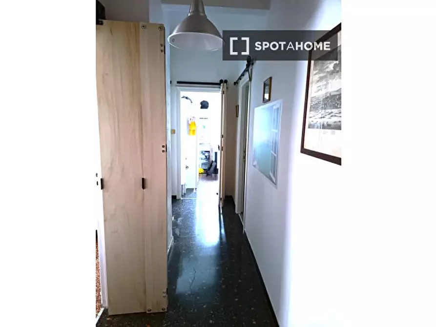 Immagine 17 di Camera condivisa in affitto  in Via Aldo Manuzio a Genova