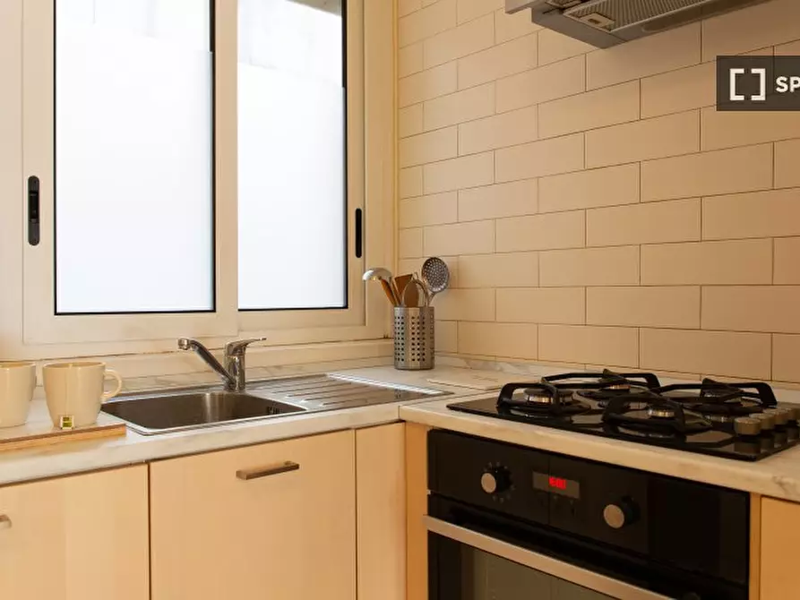 Immagine 16 di Camera condivisa in affitto  in Viale Marco Fulvio Nobiliore, 00175 Roma RM, Italy a Roma