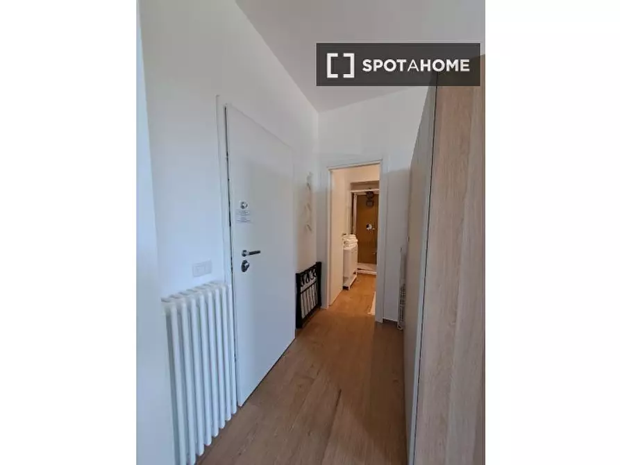 Immagine 17 di Ufficio in affitto  in Via Ippolito Nievo a Roma