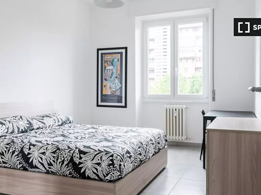 Immagine 2 di Camera condivisa in affitto  in Via Giovanni Cimabue a Milano