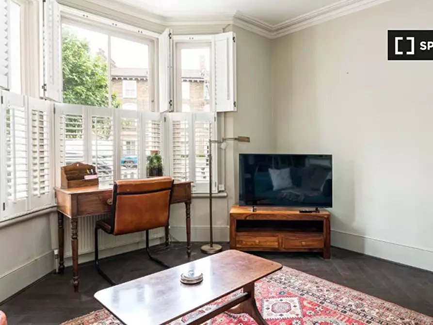 Immagine 10 di Appartamento in affitto  in Ingelow Rd a Lambeth