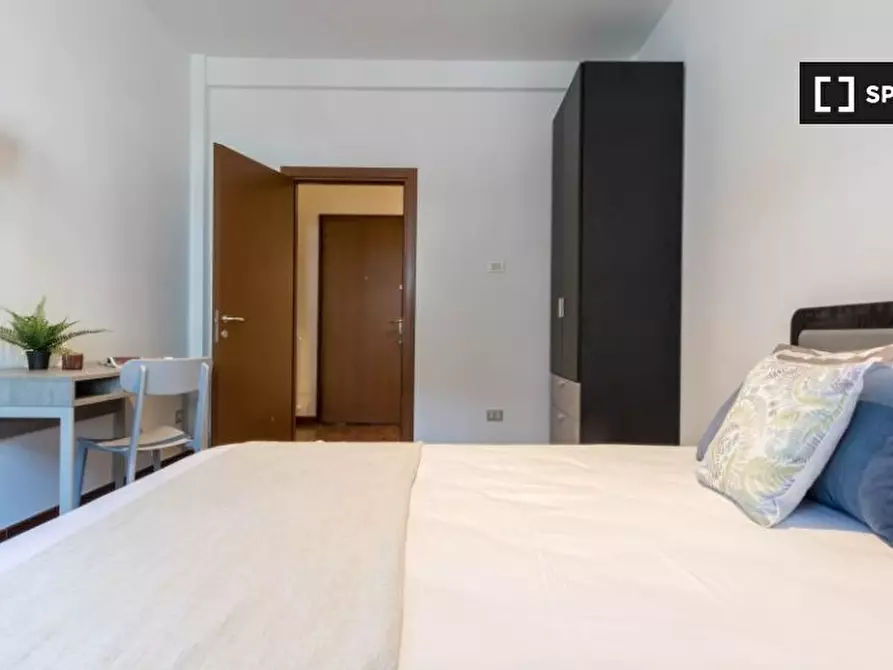 Immagine 12 di Camera condivisa in affitto  in Via Luciano Zuccoli a Milano