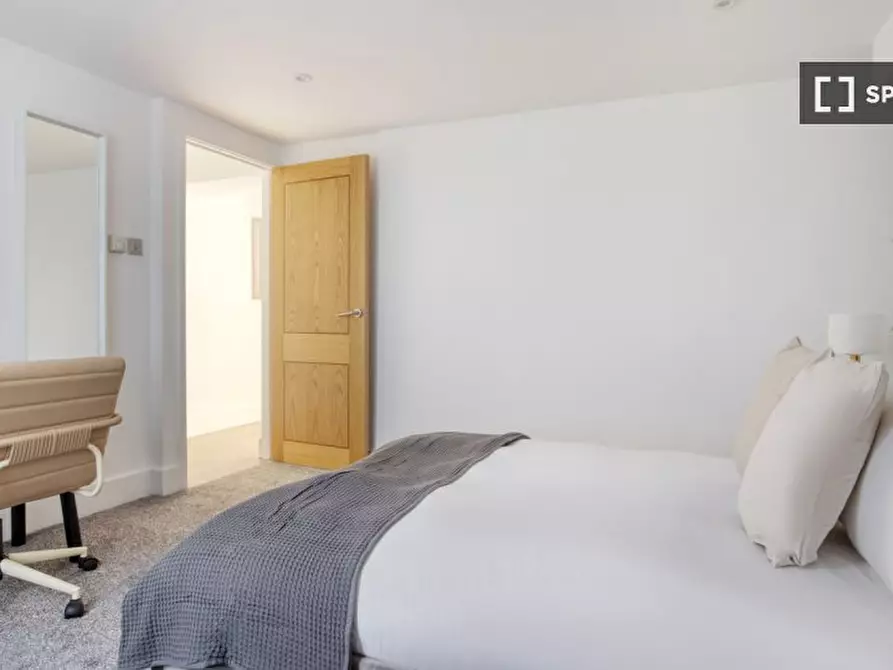 Immagine 12 di Appartamento in affitto  in Molyneux St a Paddington