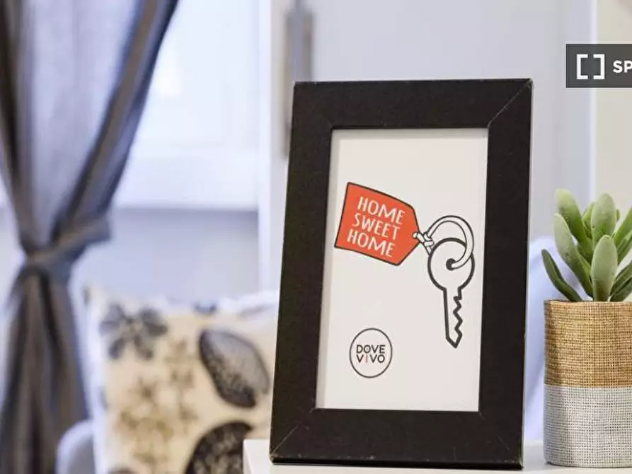 Immagine 9 di Camera condivisa in affitto  in Via Melchiorre Delfico a Milano