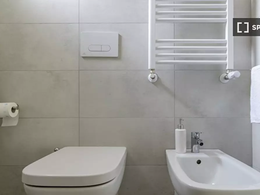 Immagine 15 di Appartamento in affitto  in Via delle Mimose a Roma