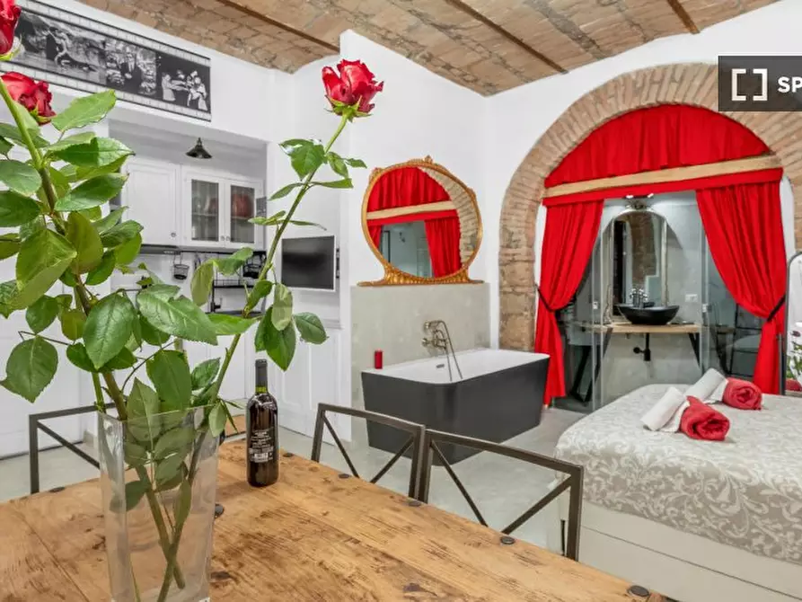 Immagine 5 di Ufficio in affitto  in Via dei Latini a Roma