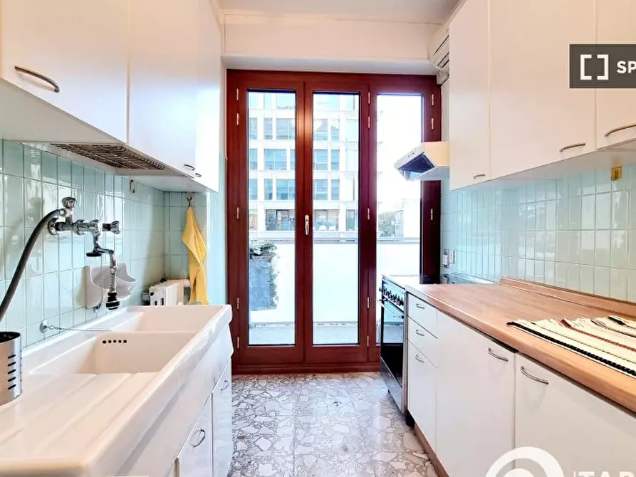 Immagine 7 di Appartamento in affitto  in Via Roncaglia a Milano