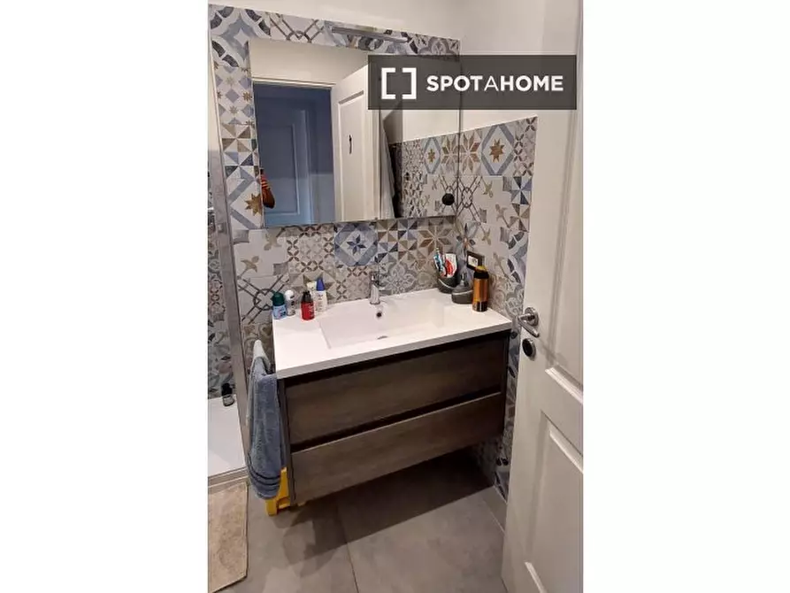 Immagine 6 di Camera condivisa in affitto  in Via di Torre Gaia a Roma