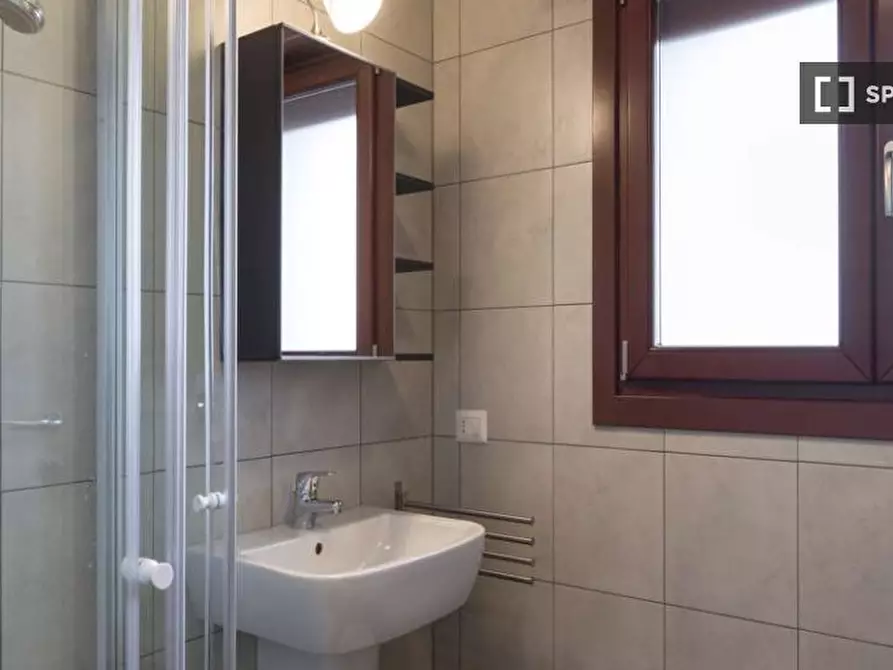 Immagine 16 di Camera condivisa in affitto  in Largo Cavalieri di Malta a Milano