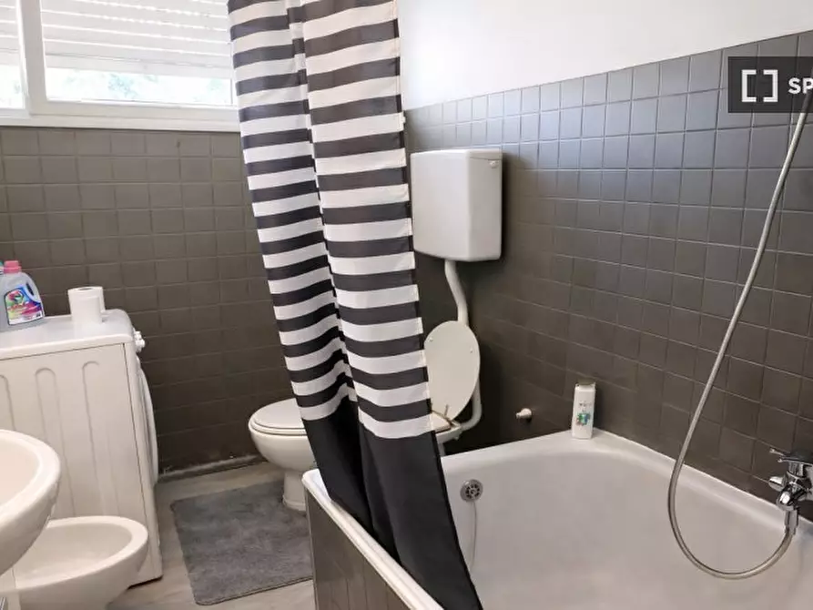 Immagine 5 di Camera condivisa in affitto  in Via Sorio a Padova