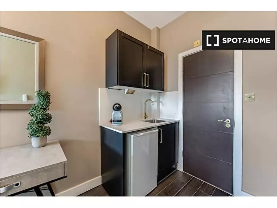 Immagine 7 di Ufficio in affitto  in High Rd a Tottenham