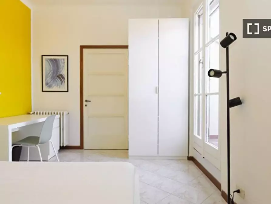 Immagine 6 di Camera condivisa in affitto  in Via Vigevano a Milano