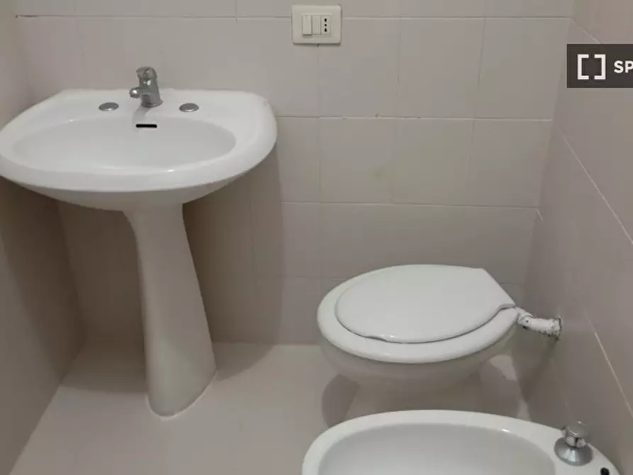 Immagine 19 di Camera condivisa in affitto  in Viale Orazio Antinori a Perugia