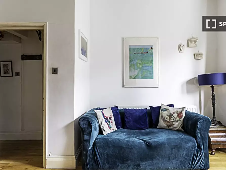 Immagine 11 di Appartamento in affitto  in Grafton Road a Ealing