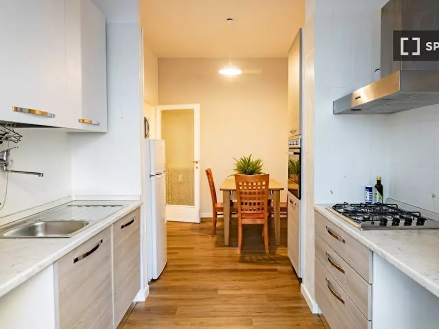 Immagine 5 di Appartamento in affitto  in Viale Val Padana a Roma