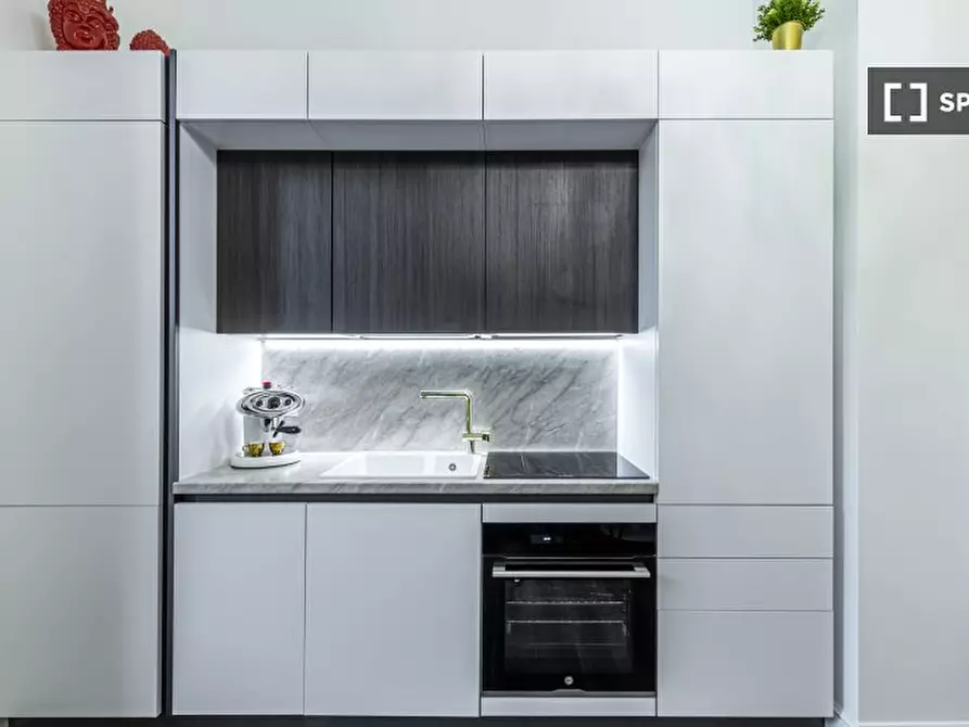 Immagine 14 di Ufficio in affitto  in Via Giulio e Corrado Venini a Milano