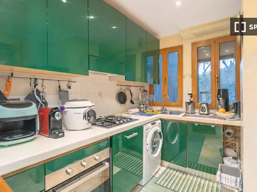 Immagine 2 di Appartamento in affitto  in Via Manfredi Azzarita a Roma