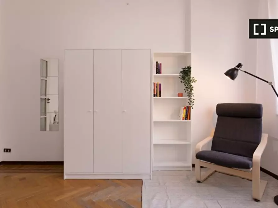 Immagine 3 di Camera condivisa in affitto  in Via Antonio Bertola a Torino