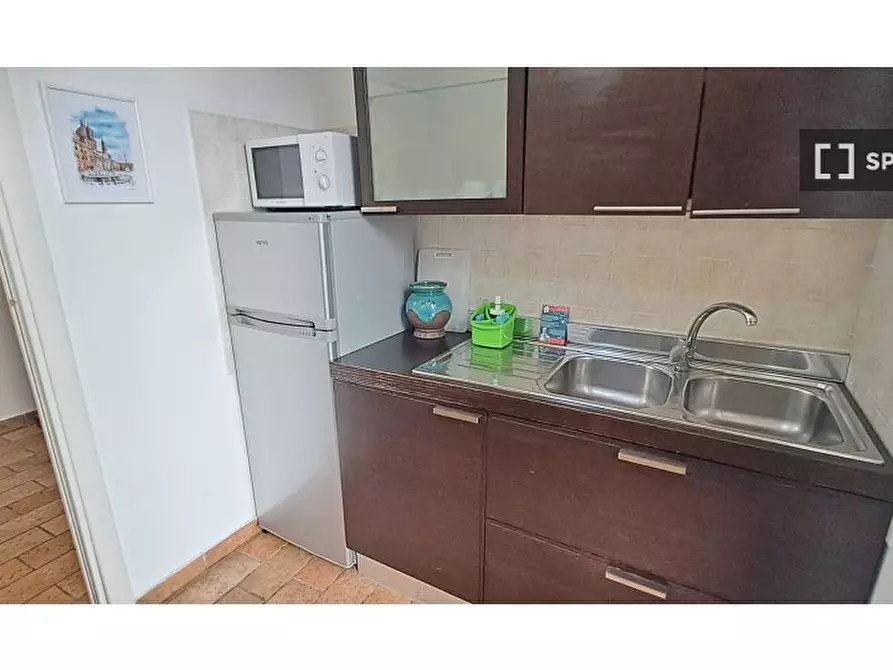 Immagine 3 di Appartamento in affitto  in Via della Croce a Roma