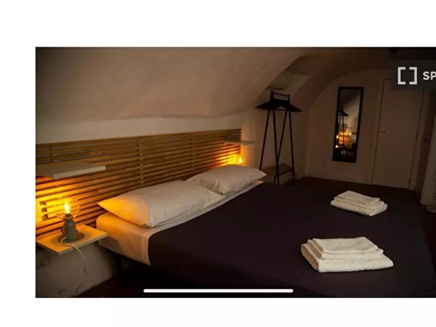 Immagine 8 di Appartamento in affitto  in Via San Biagio Dei Librai a Napoli