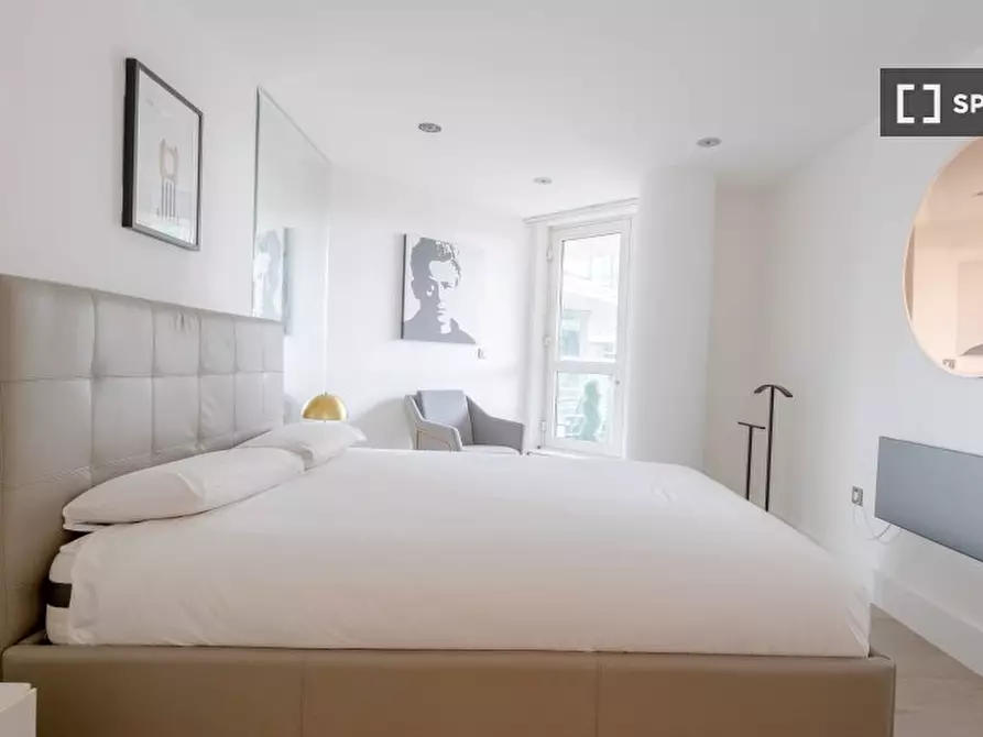 Immagine 17 di Appartamento in affitto  in St George Wharf a Lambeth