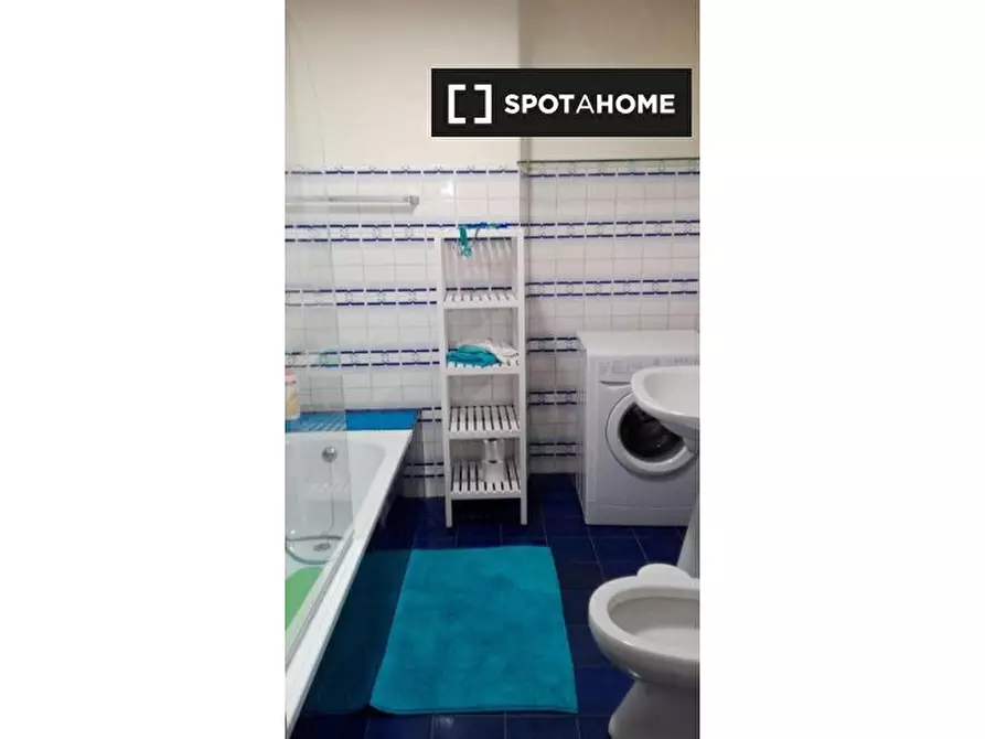 Immagine 14 di Camera condivisa in affitto  in Via dell' Oriuolo a Firenze