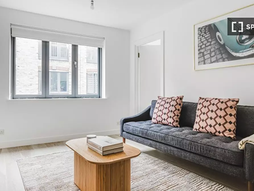 Immagine 1 di Appartamento in affitto  in Warren Mews a Camden Town