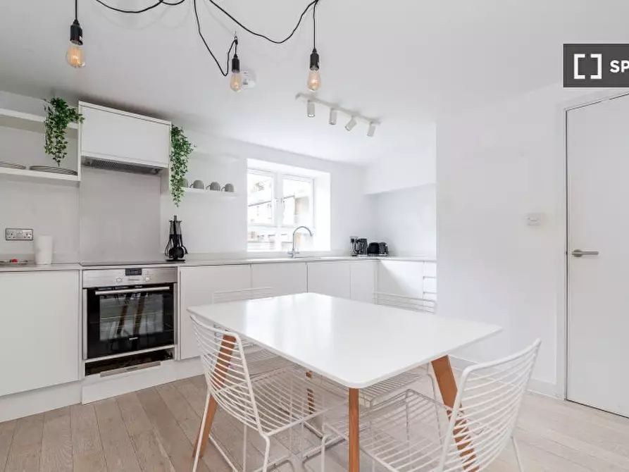 Immagine 8 di Appartamento in affitto  in Flat a 
