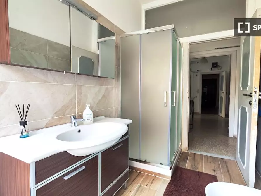 Immagine 14 di Camera condivisa in affitto  in Viale Tirreno, 00141 Roma RM, Italy a Roma