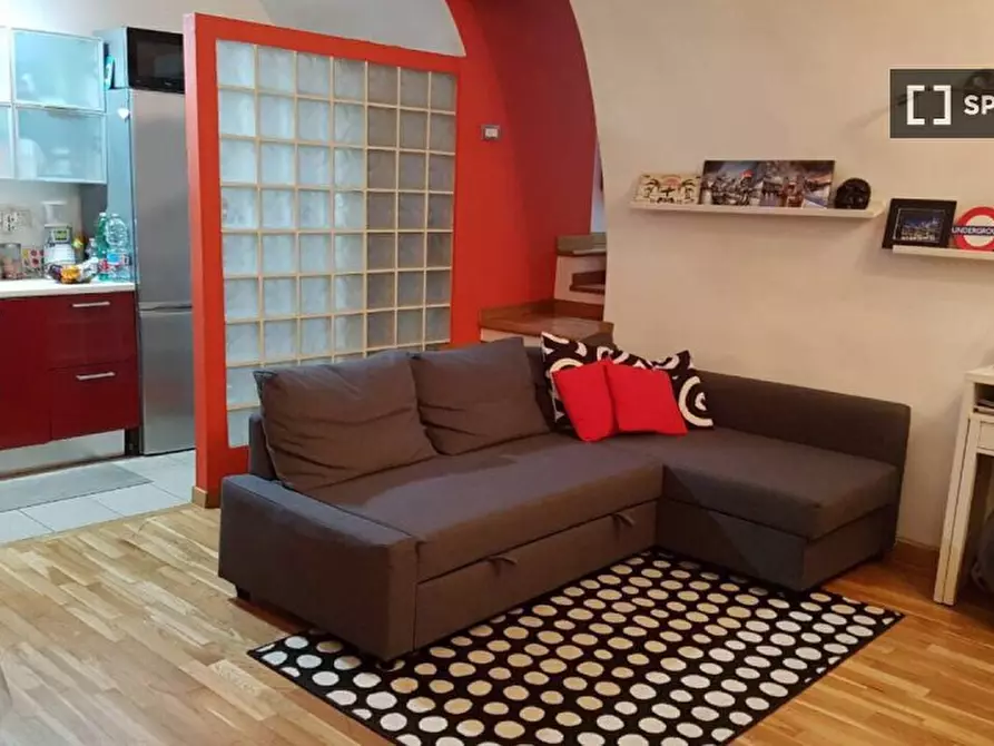 Immagine 1 di Appartamento in affitto  in V. Salvator Rosa a Napoli