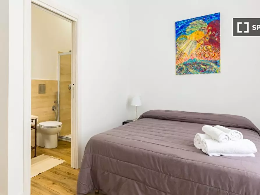 Immagine 18 di Appartamento in affitto  in Via Speranzella a Napoli