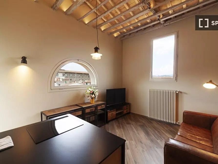 Immagine 14 di Appartamento in affitto  in Via dei Neri a Firenze