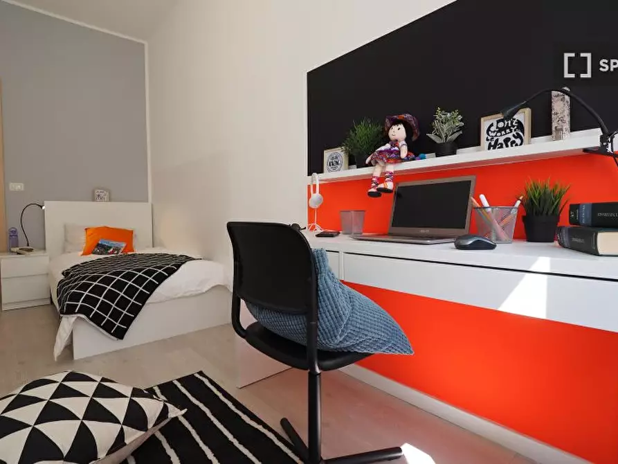 Immagine 15 di Camera condivisa in affitto  in Corso Massimo d'Azeglio a Torino