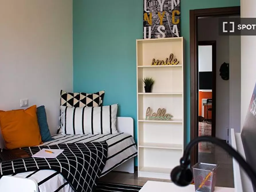 Immagine 19 di Camera condivisa in affitto  in Bligny a Brescia