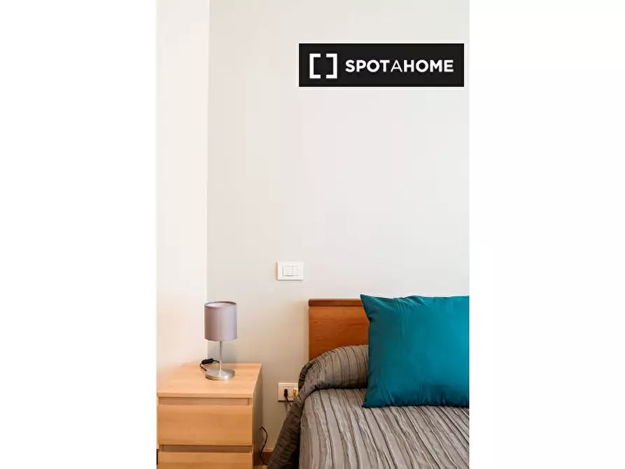 Immagine 4 di Ufficio in affitto  in Viale della Venezia Giulia a Roma